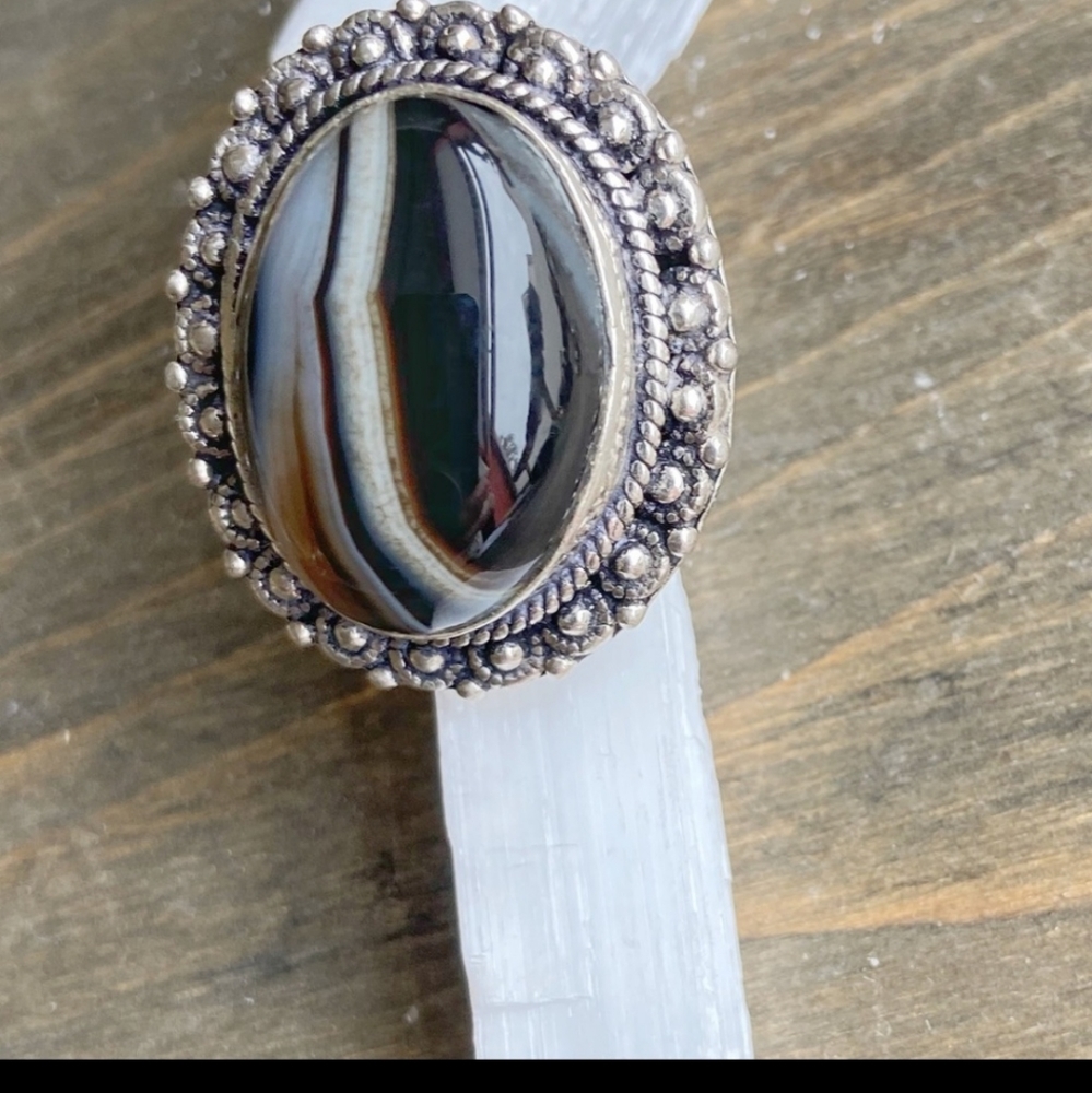 Black agate sterling silver ring size 9 in EUC